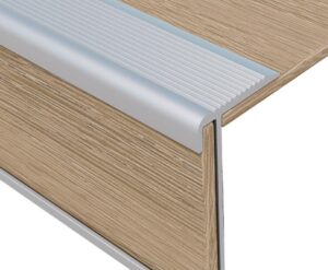 Traprenovatie PVC Vivafloors 8360 Eiken